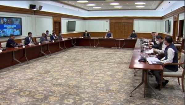 यूक्रेन संकट पर प्रधानमंत्री मोदी की उच्च स्तरीय बैठक यूक्रेन संकट पर प्रधानमंत्री मोदी की उच्च स्तरीय बैठक